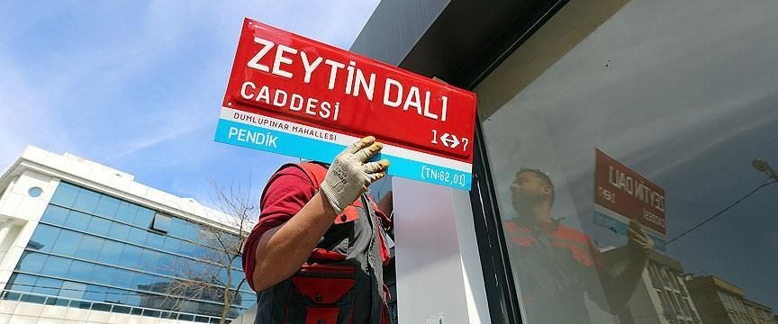 İstanbul’da ”Zeytin Dalı Caddesi” tabelası asıldı