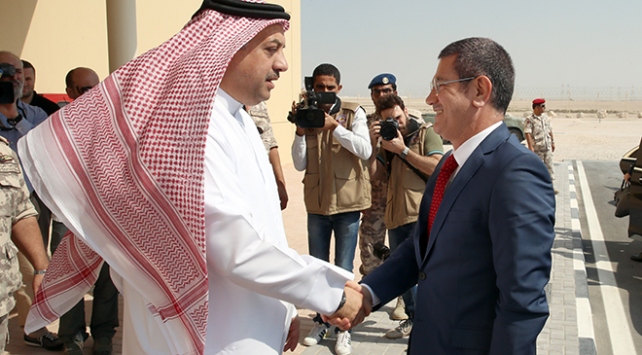 Milli Savunma Bakanı Canikli, Katarlı mevkidaşıyla görüştü