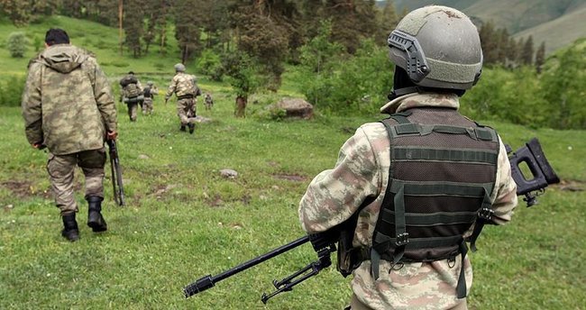 Terör Örgütü PKK’ya üye olmak ve 12 suçtan aranıyordu yakalandı