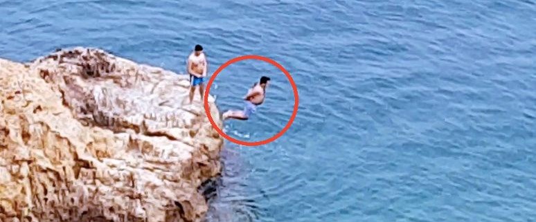 Antalya’da denizde kelepçeli ölüm oyunu