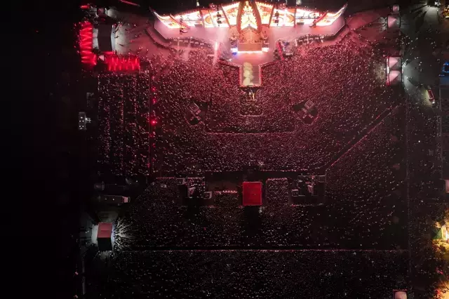 Jennifer Lopez İstanbul'u salladı ama yaşananlar etkinliğe gölge düşürdü