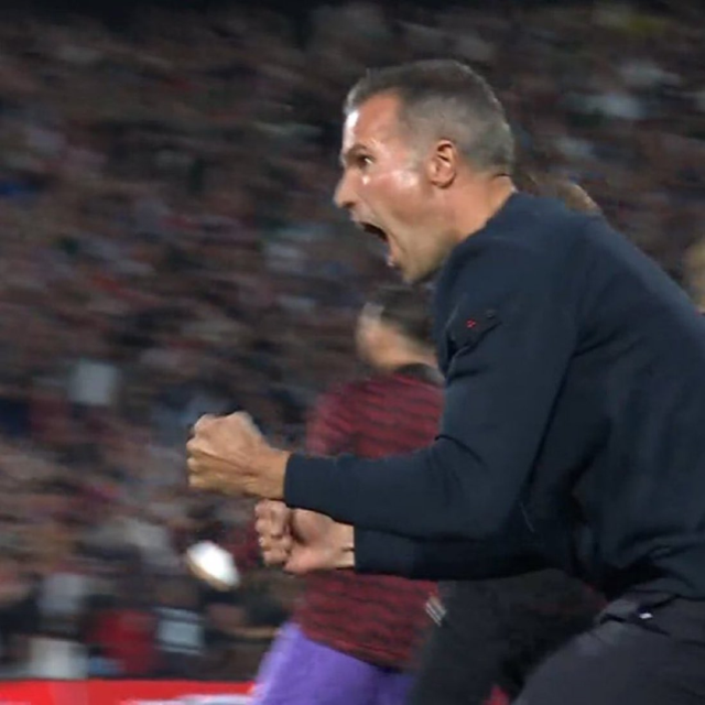 Robin Van Persie'nin gol sevinci gündem oldu