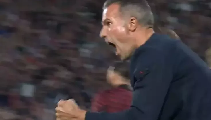 Robin Van Persie’nin gol sevinci gündem oldu