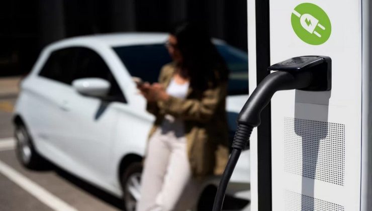 Elektrikli Araç Yolda Kalırsa Ne Olur?